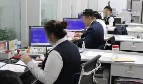 马上评｜取现难、办卡烦，反诈不应“误伤”便利