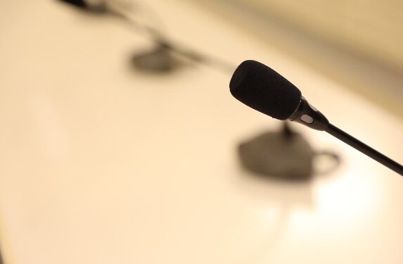 欧盟将取消小包裹免税政策，外交部回应